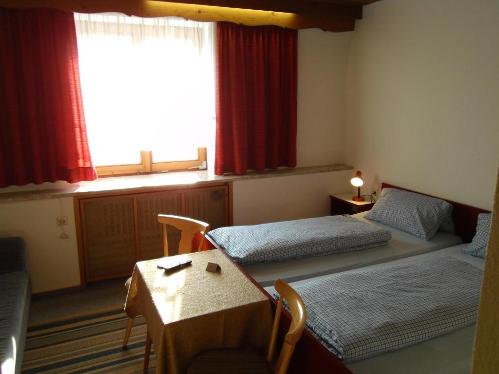 Hotel Gasthof Zum Neubau Kißlegg Camera foto