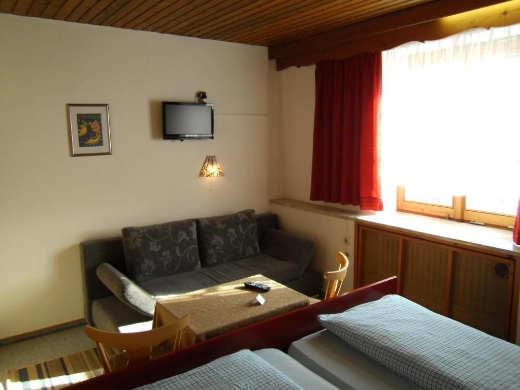 Hotel Gasthof Zum Neubau Kißlegg Camera foto