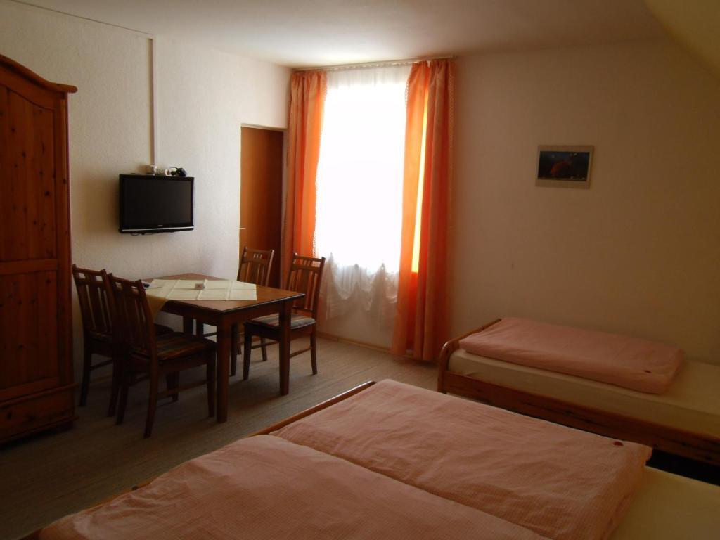 Hotel Gasthof Zum Neubau Kißlegg Camera foto