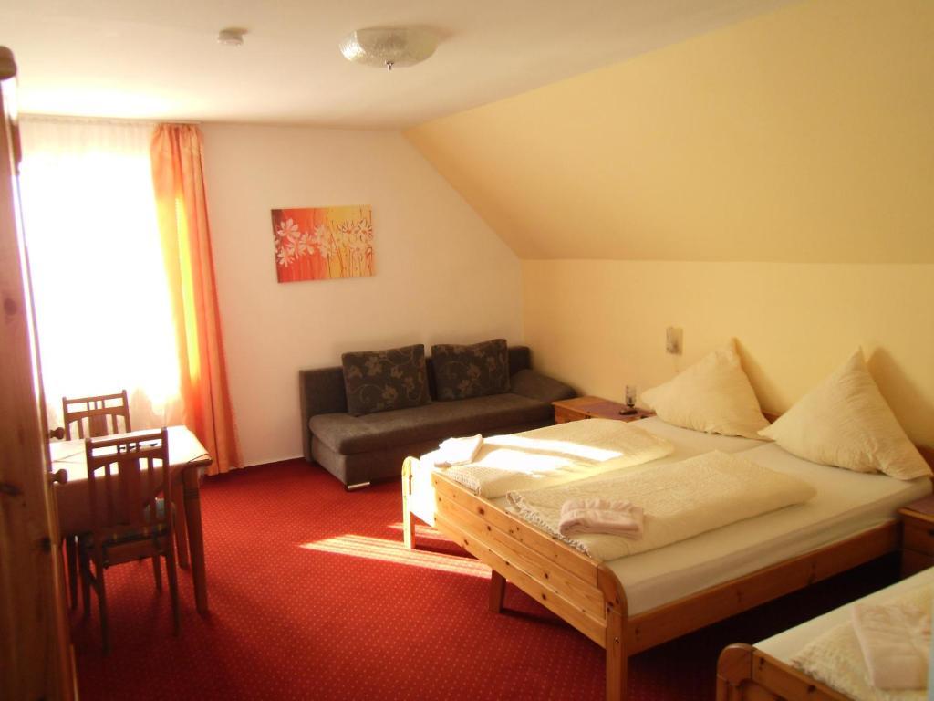 Hotel Gasthof Zum Neubau Kißlegg Camera foto